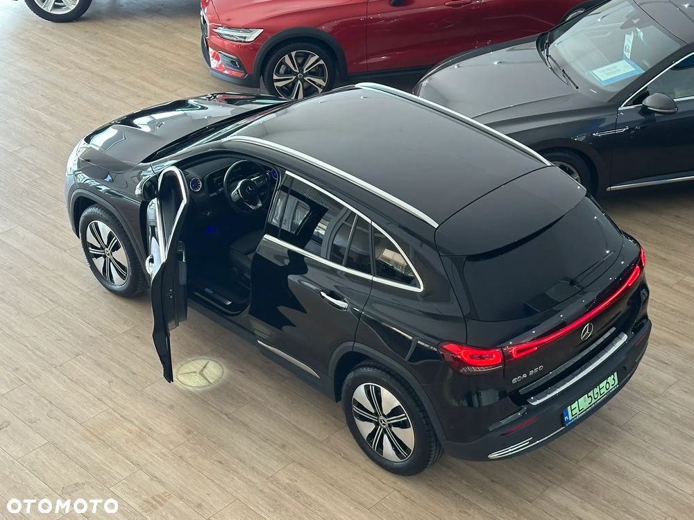 Mercedes-Benz EQA 250 66.5kWh Electric Art - 26