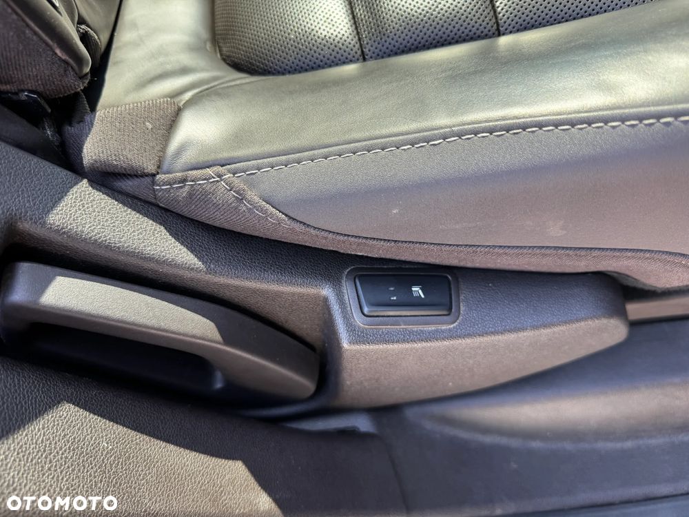 Renault Espace 1.8 TCe Energy Initiale Paris EDC 7os - 28