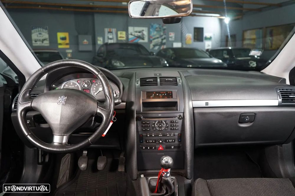 Peugeot 407 - 16