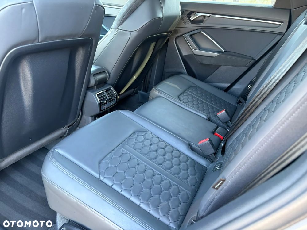 Audi RS Q3 2.5 TFSI quattro S tronic - 23