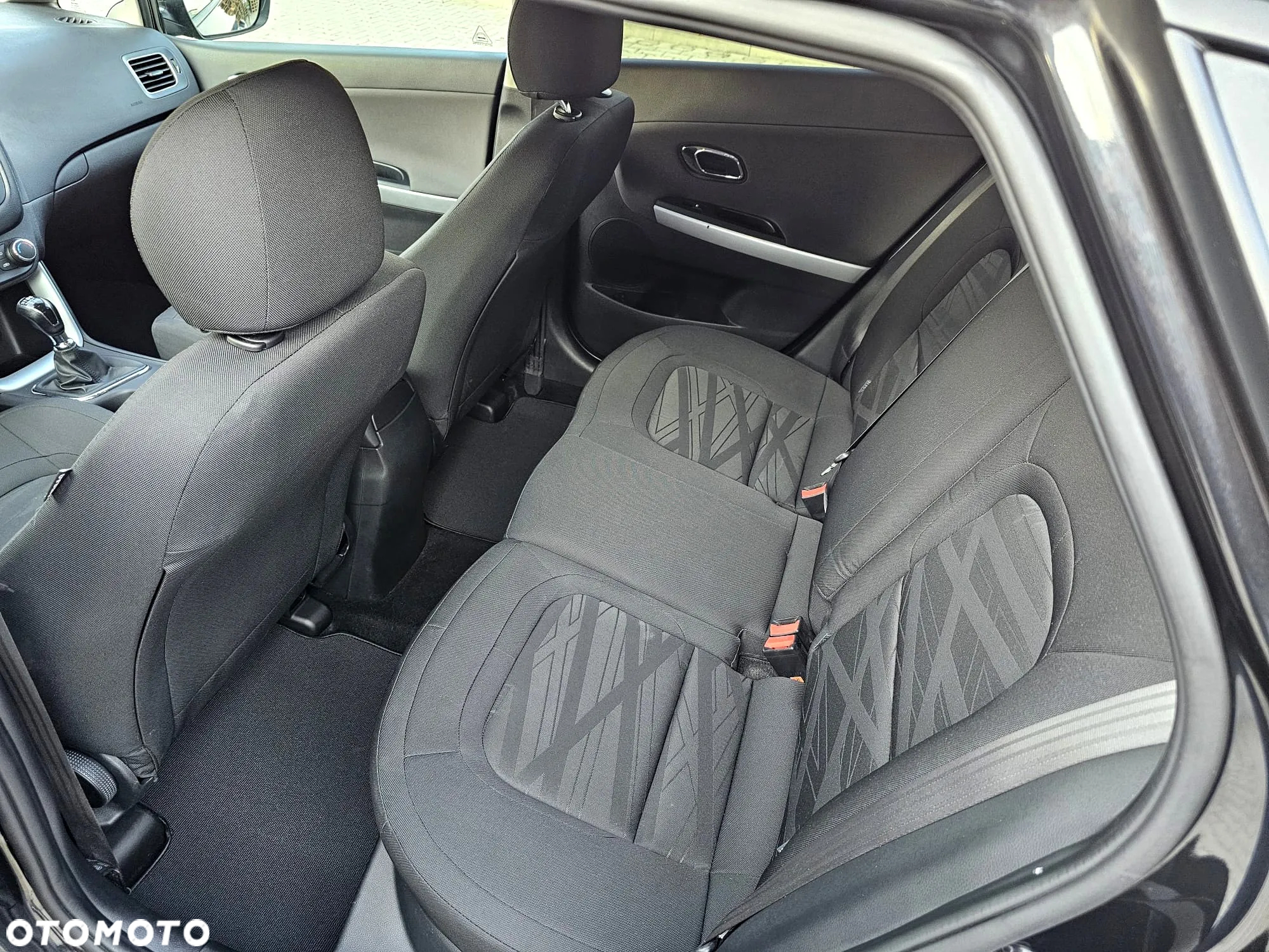 Kia Ceed 1.6 GDI Vision - 25