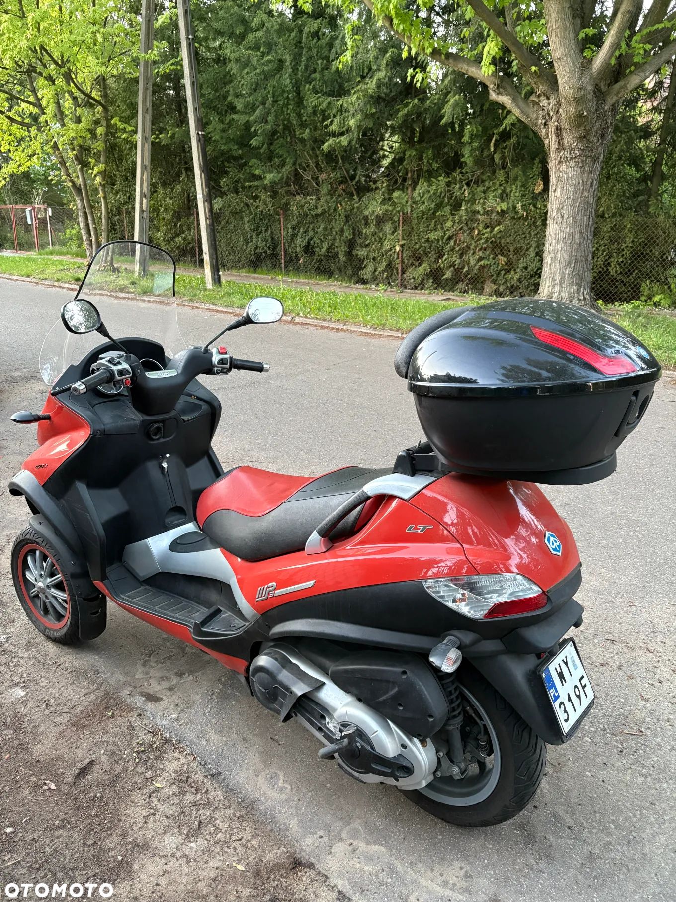 Piaggio MP-3 - 1
