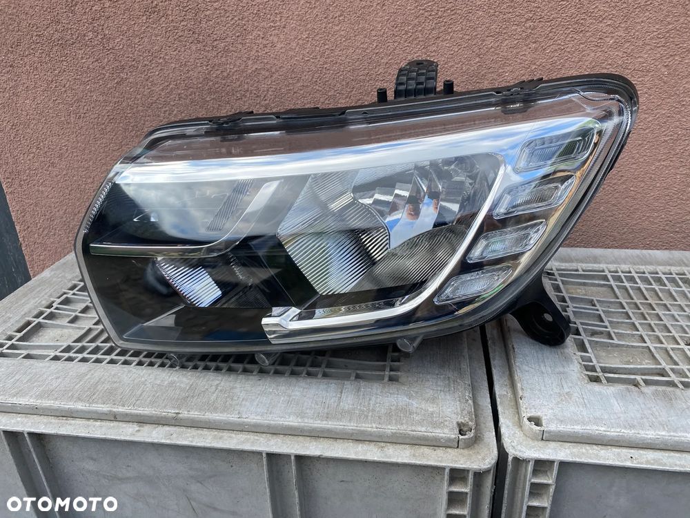 lampa dacia sandero II lift led lewa eu cała - 2
