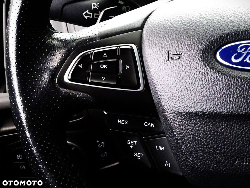 Ford Focus - 21