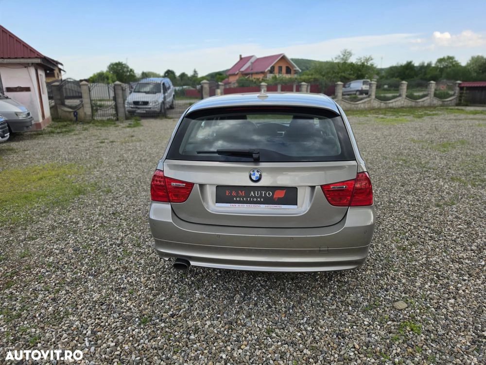 BMW Seria 3 320d - 5