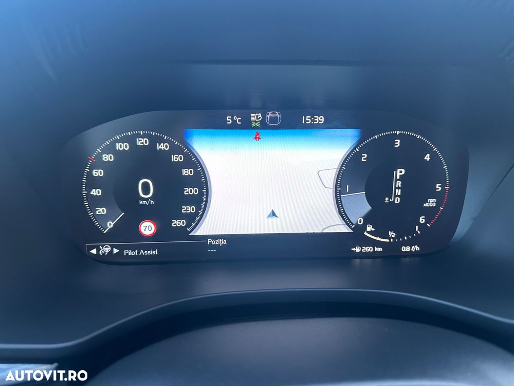 Volvo XC 60 D4 AWD Momentum - 27
