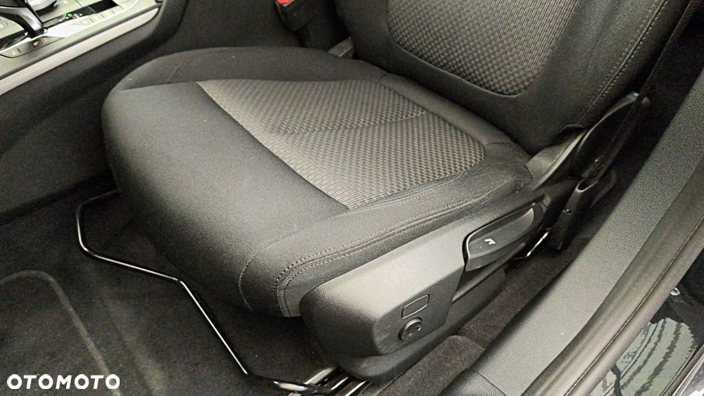 BMW Seria 1 118i Advantage - 18