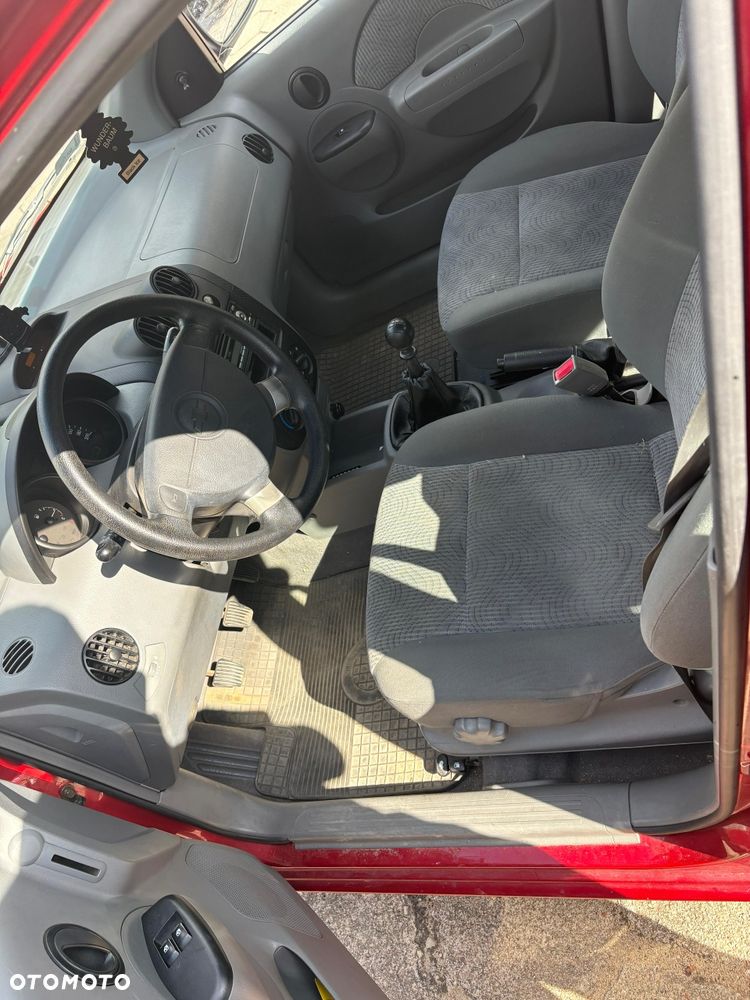 Chevrolet Aveo - 6