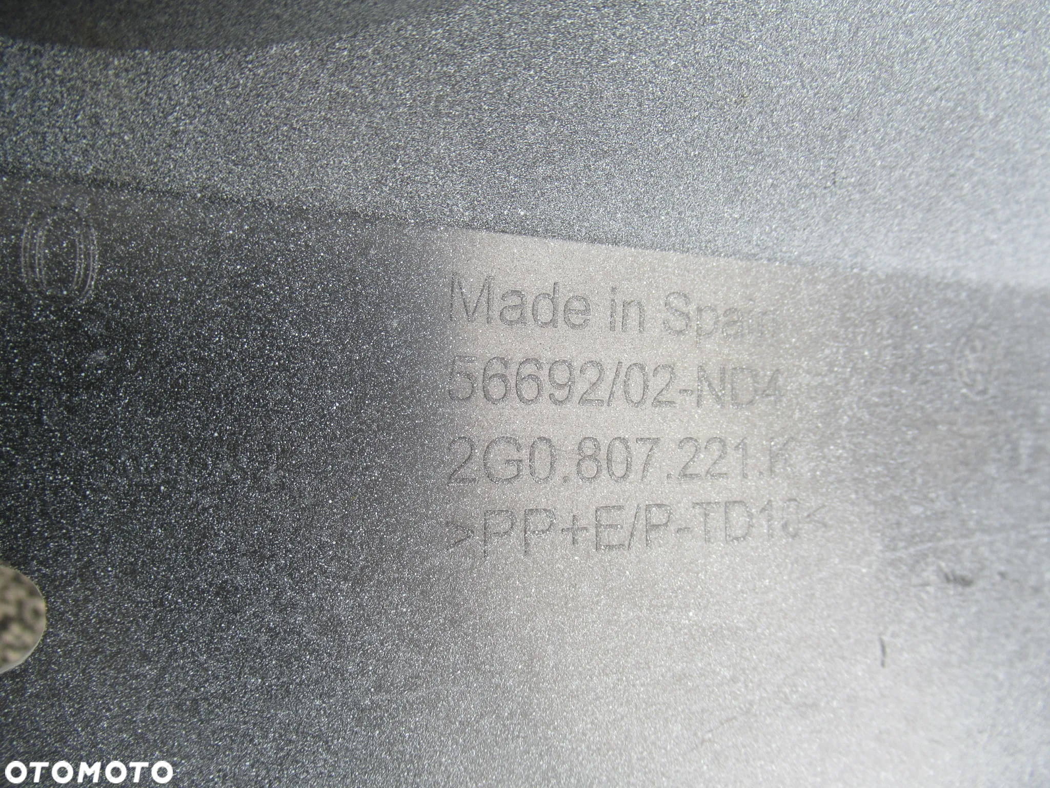 ZDERZAK PRZEDNI PRZÓD VW POLO VI 6 LIFT 2G0 2G0807221K 2021- - 16