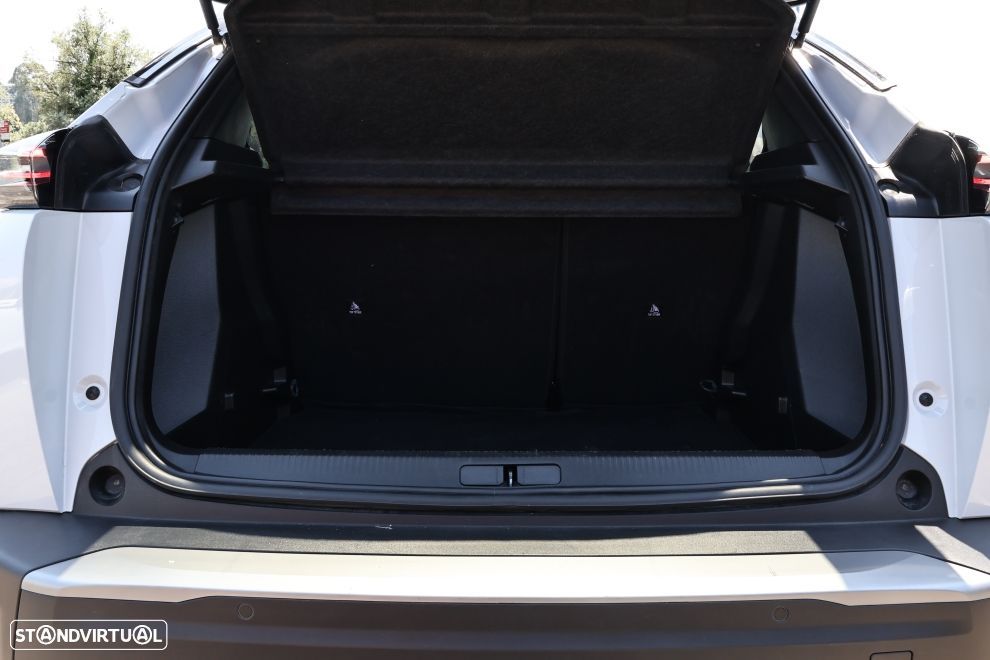 Peugeot 2008 1.2 Hybrid Allure e-DCS6 - 18