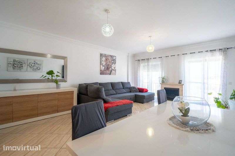 Apartamento T3 com suíte, amplo, pronto a habitar - Grande imagem: 2/12
