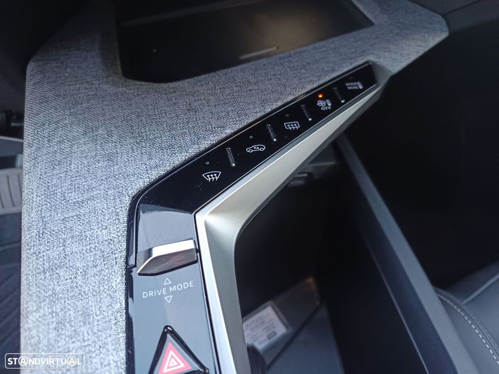 Peugeot E-3008 73 kWh Allure - 27
