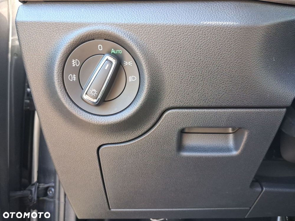 Skoda Kamiq 1.0 TSI Ambition DSG - 29