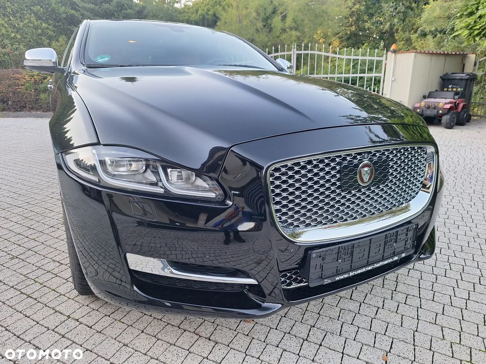 Jaguar XJ 3.0 V6 Kompressor AWD Langversion Portfolio - 2