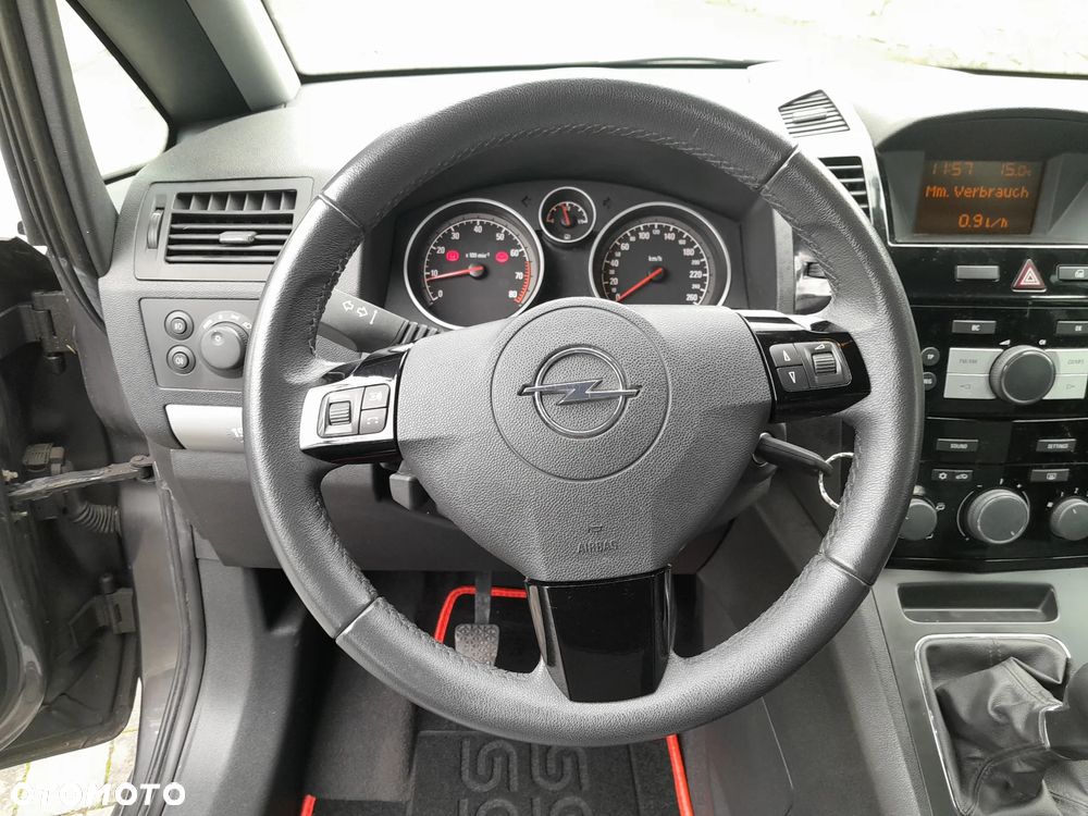 Opel Zafira 1.8 Enjoy - 13