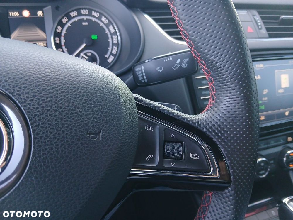 Skoda Octavia 2.0 TSI DSG RS 230 - 15