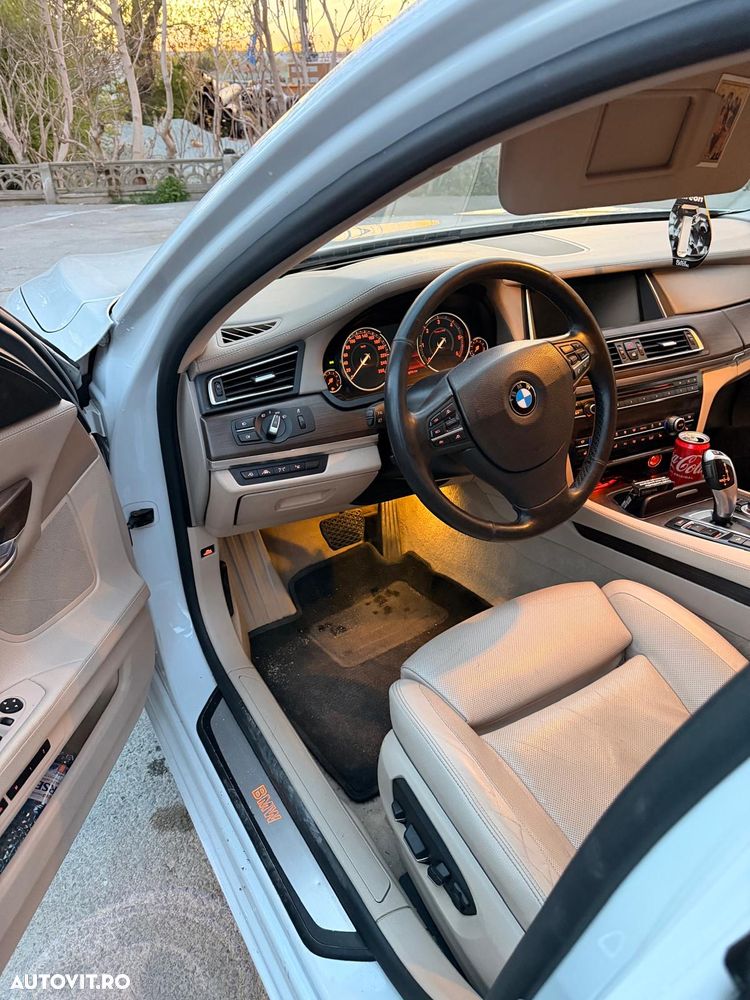 BMW Seria 7 740d xDrive Edition Exclusive - 8