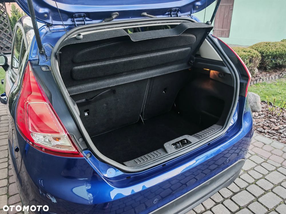 Ford Fiesta - 11