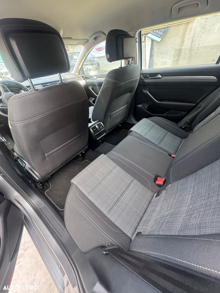 Volkswagen Passat - 7
