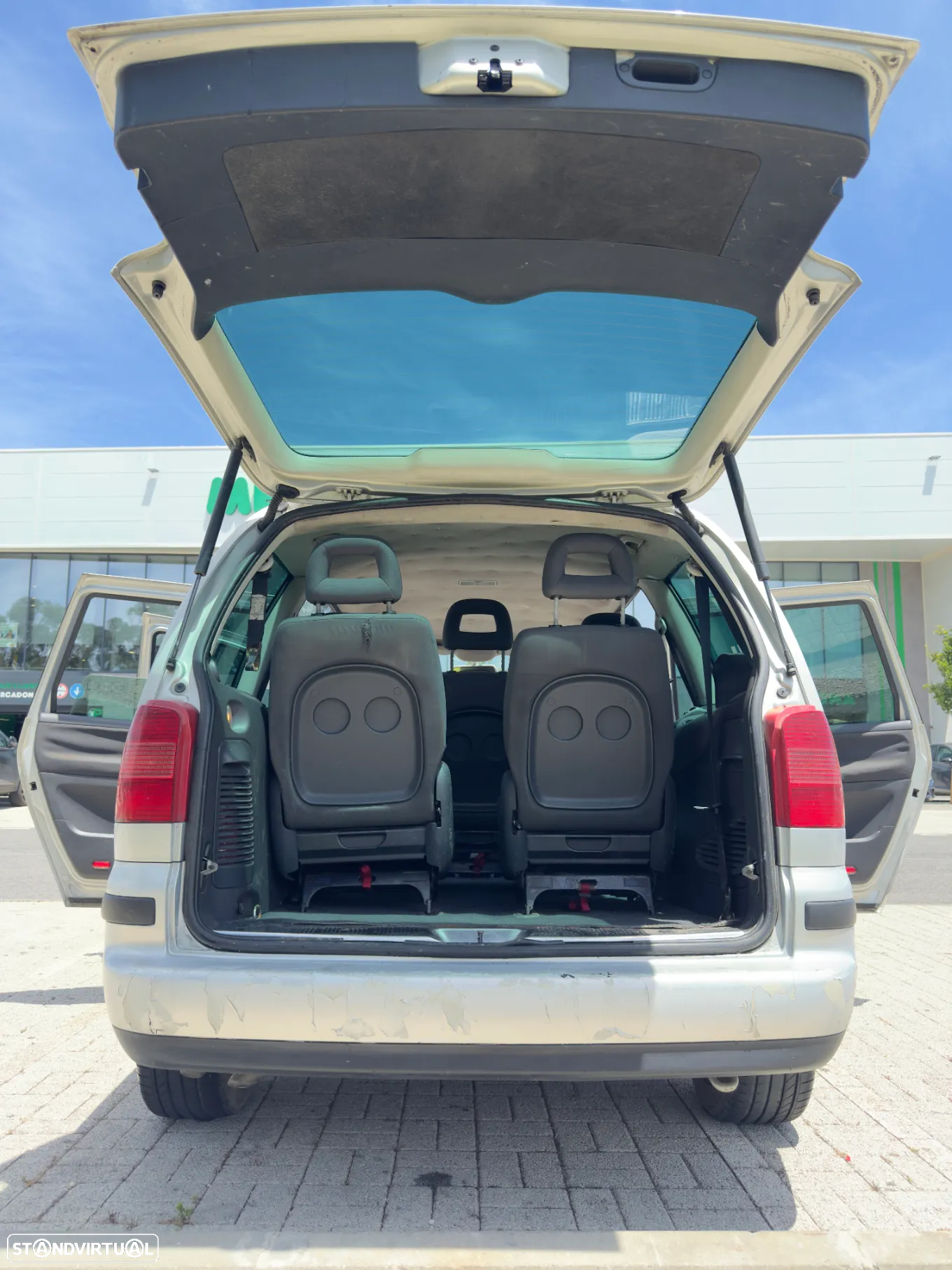 VW Sharan 1.9 TDI - 4