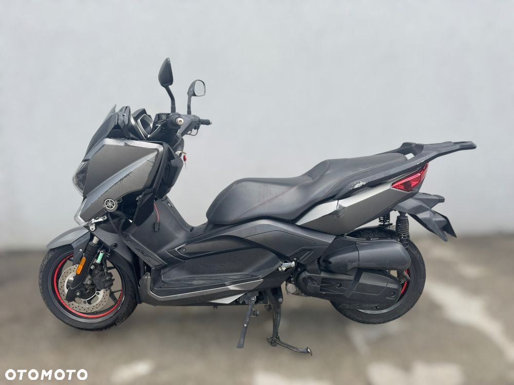 Yamaha X-max - 5