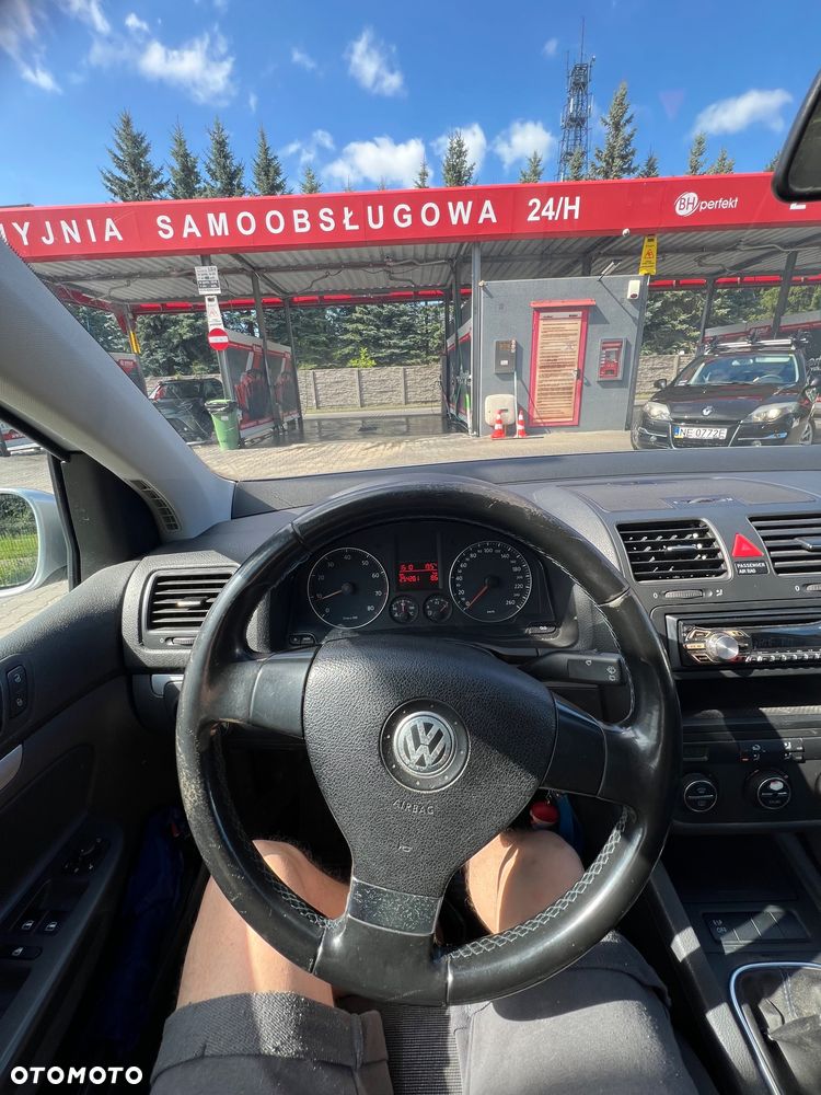 Volkswagen Golf - 19
