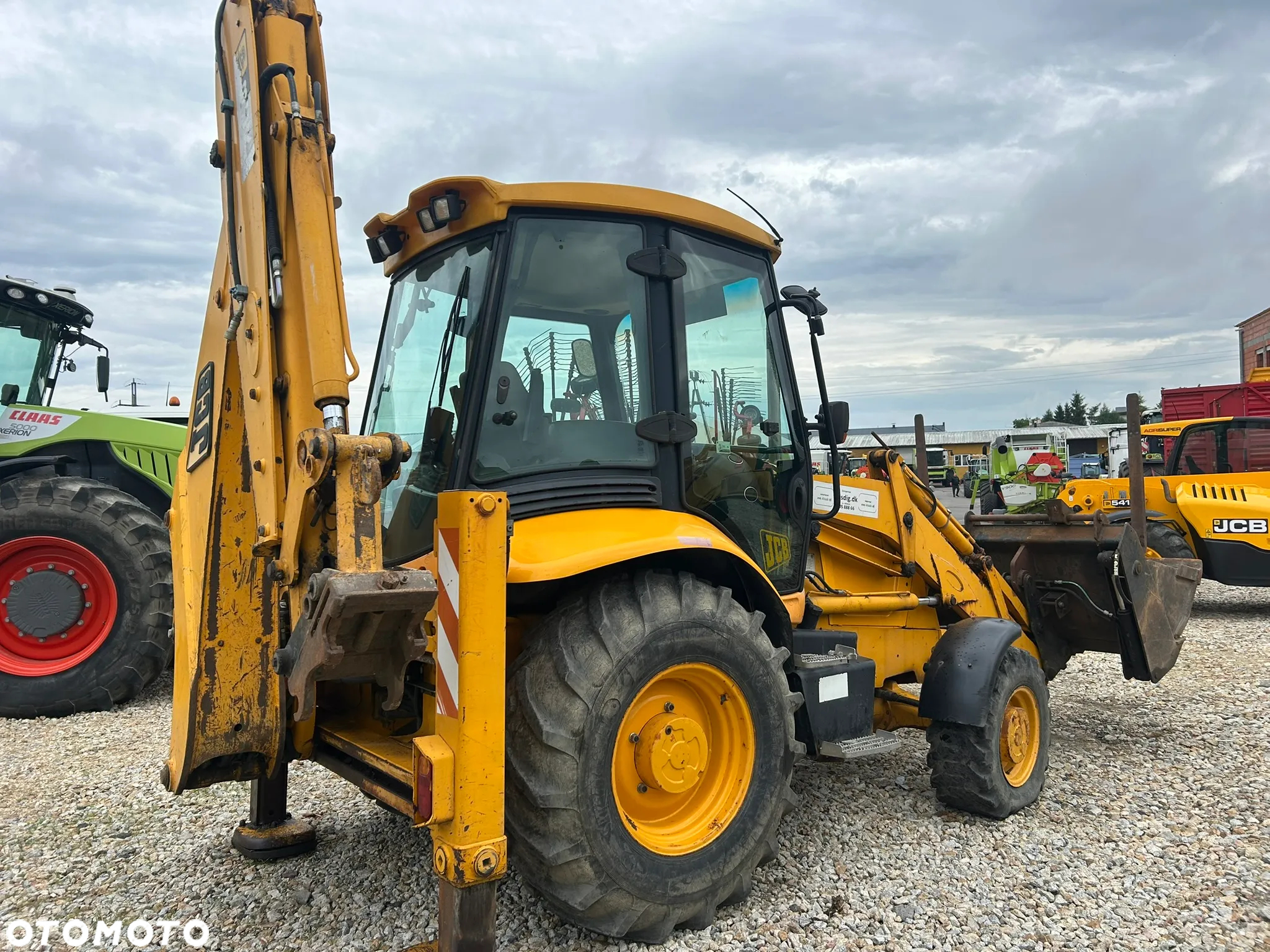 JCB 3CX - 6
