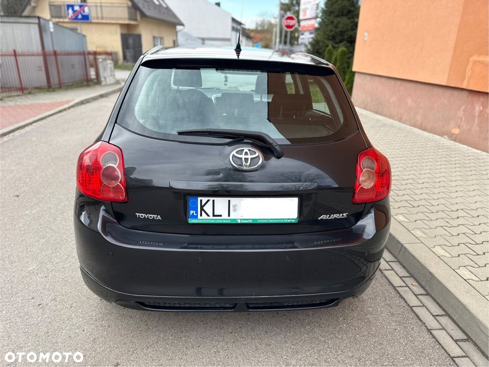 Toyota Auris 2.0 D-4D Luna - 4