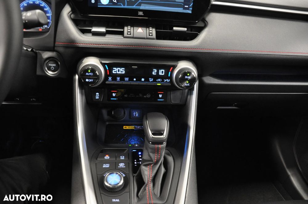 Toyota RAV4 Plug-in-Hybrid - 15