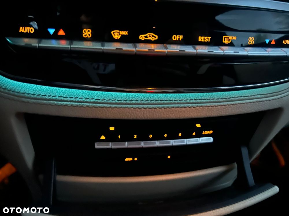 Mercedes-Benz Klasa S 500 BlueEFFICIENCY 7G-TRONIC - 22