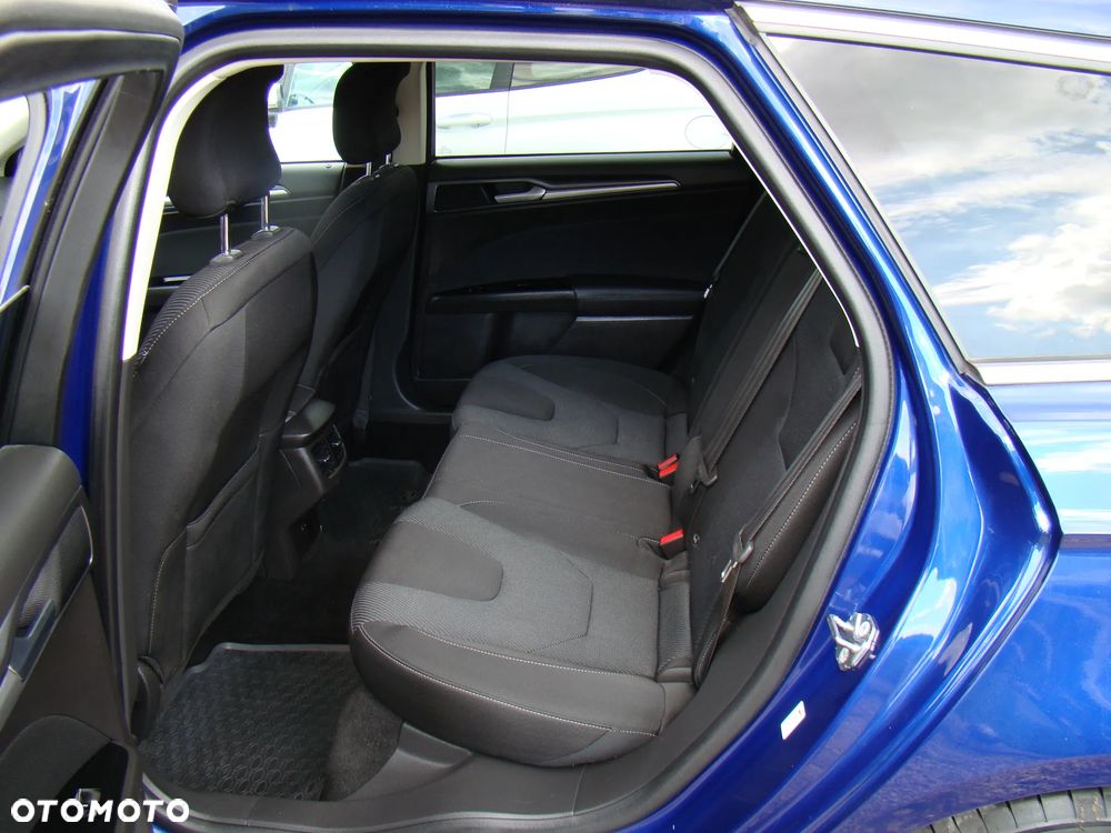 Ford Mondeo - 26