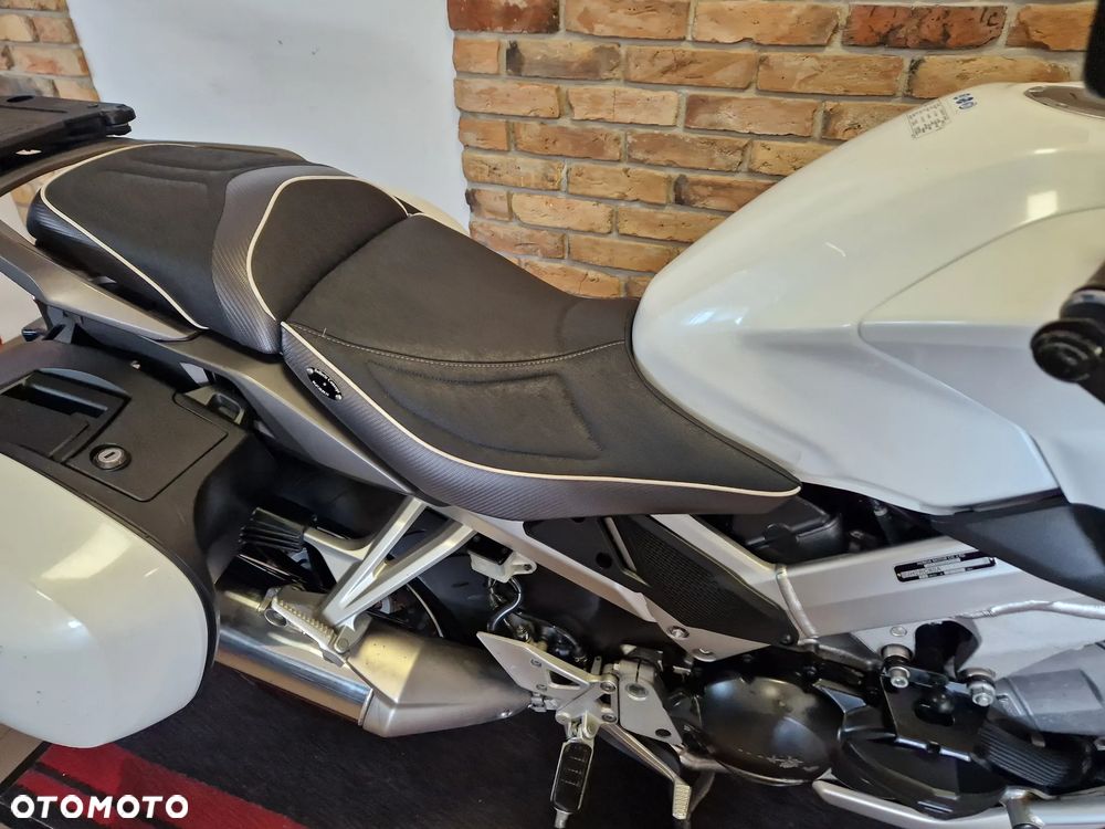 Honda VFR - 16