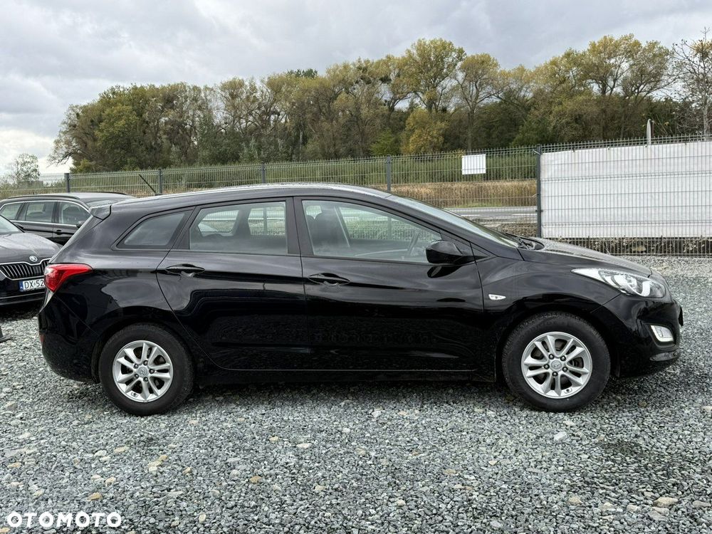 Hyundai i30 1.4 Fifa World Cup Edition - 10