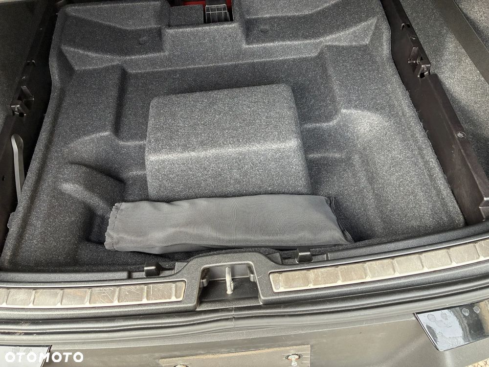 Volvo XC 40 T5 Plug-In Hybrid Inscription - 37