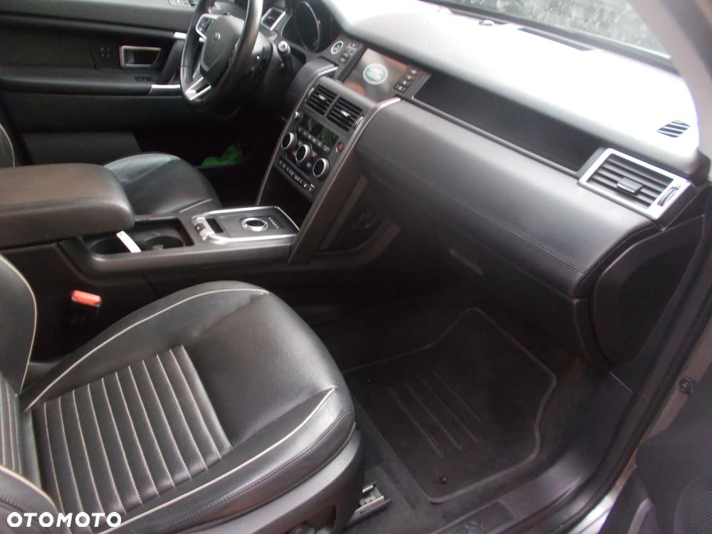Land Rover Discovery Sport TD4 HSE - 12