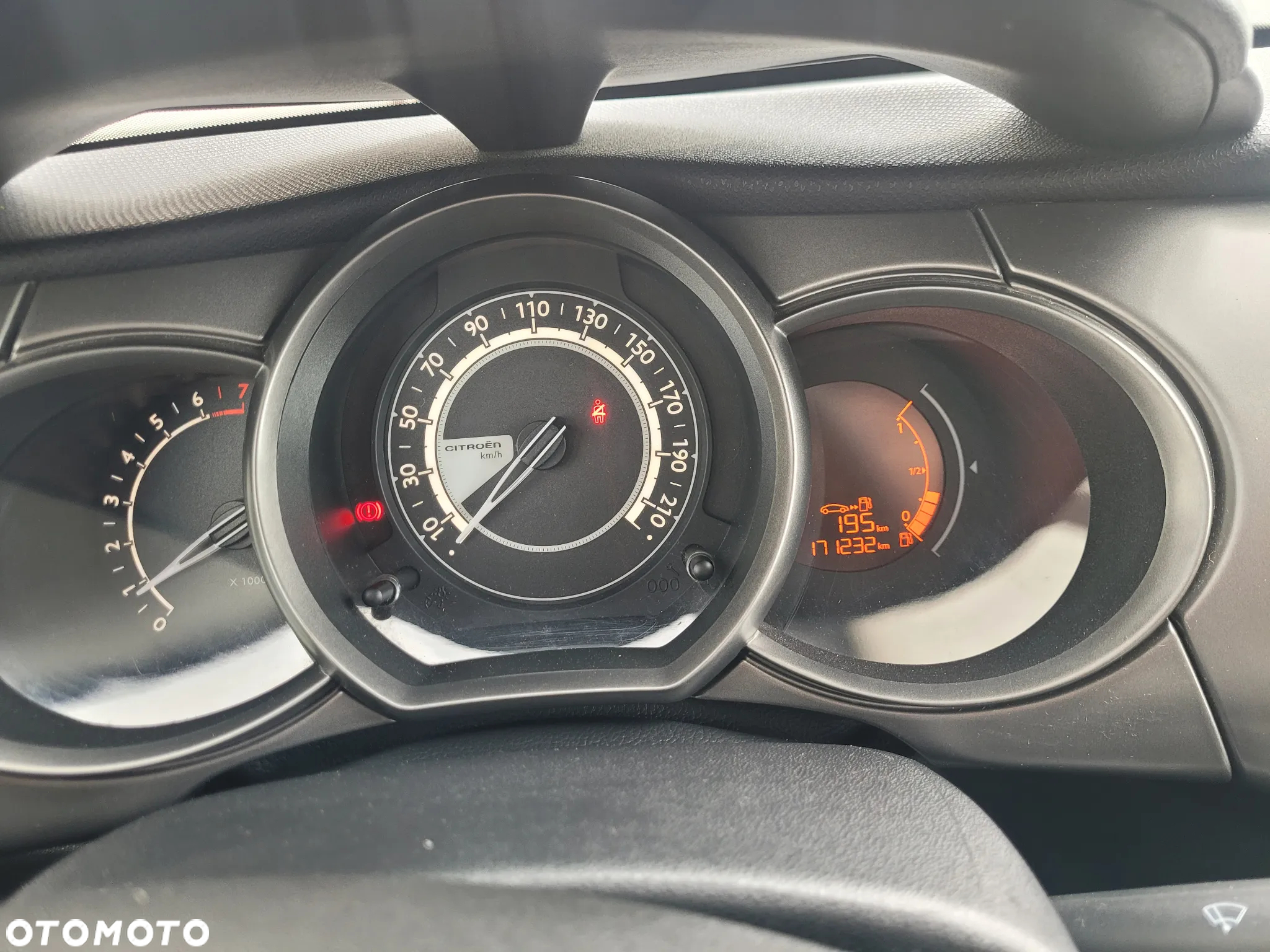 Citroën C3 1.2 PureTech Exclusive - 19