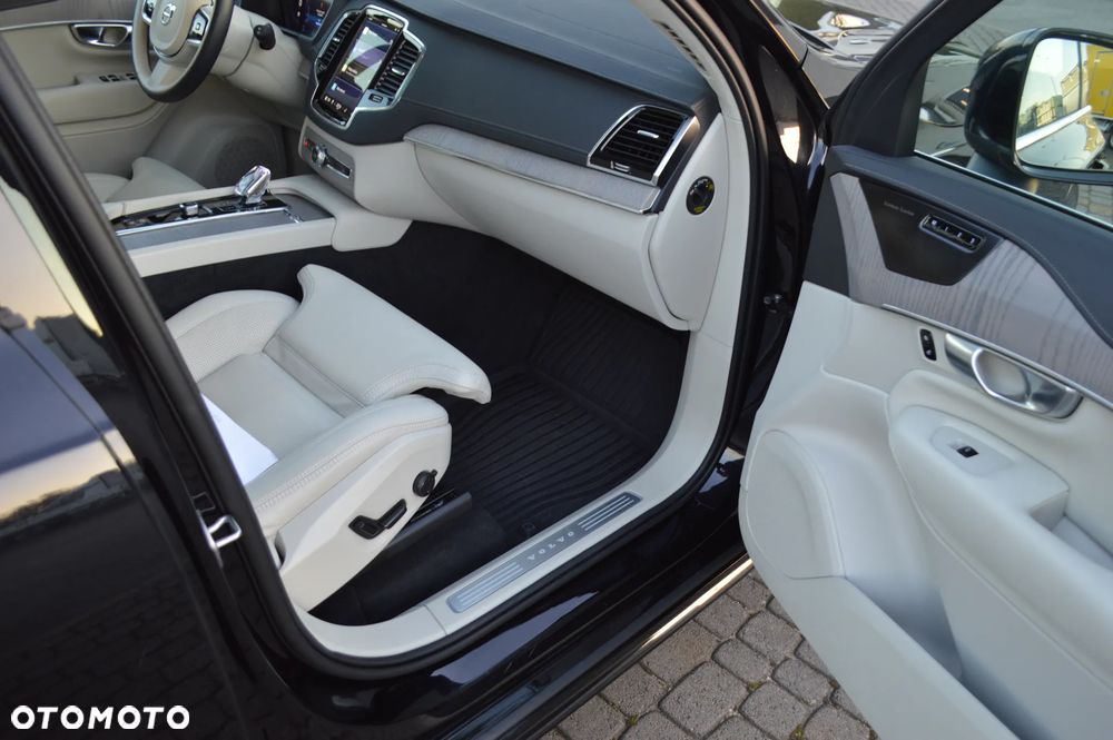 Volvo XC 90 B5 D AWD Core 7os - 15