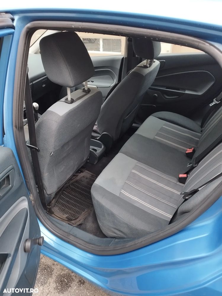 Ford Fiesta - 4