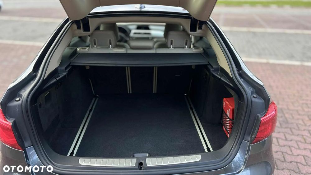 BMW 3GT 320i Advantage sport - 14