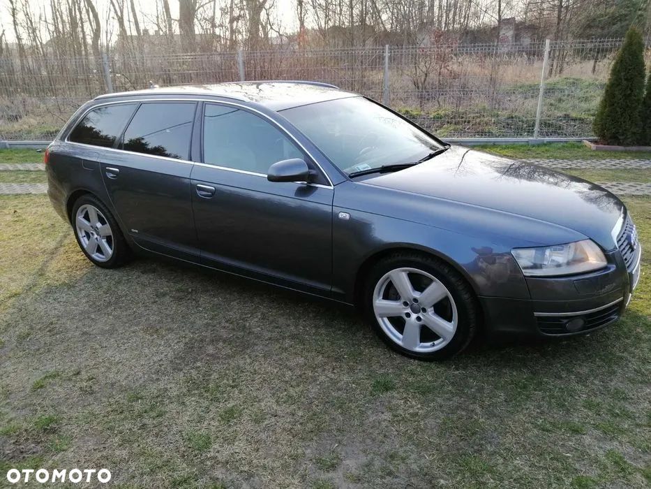 Audi A6 Avant - 1