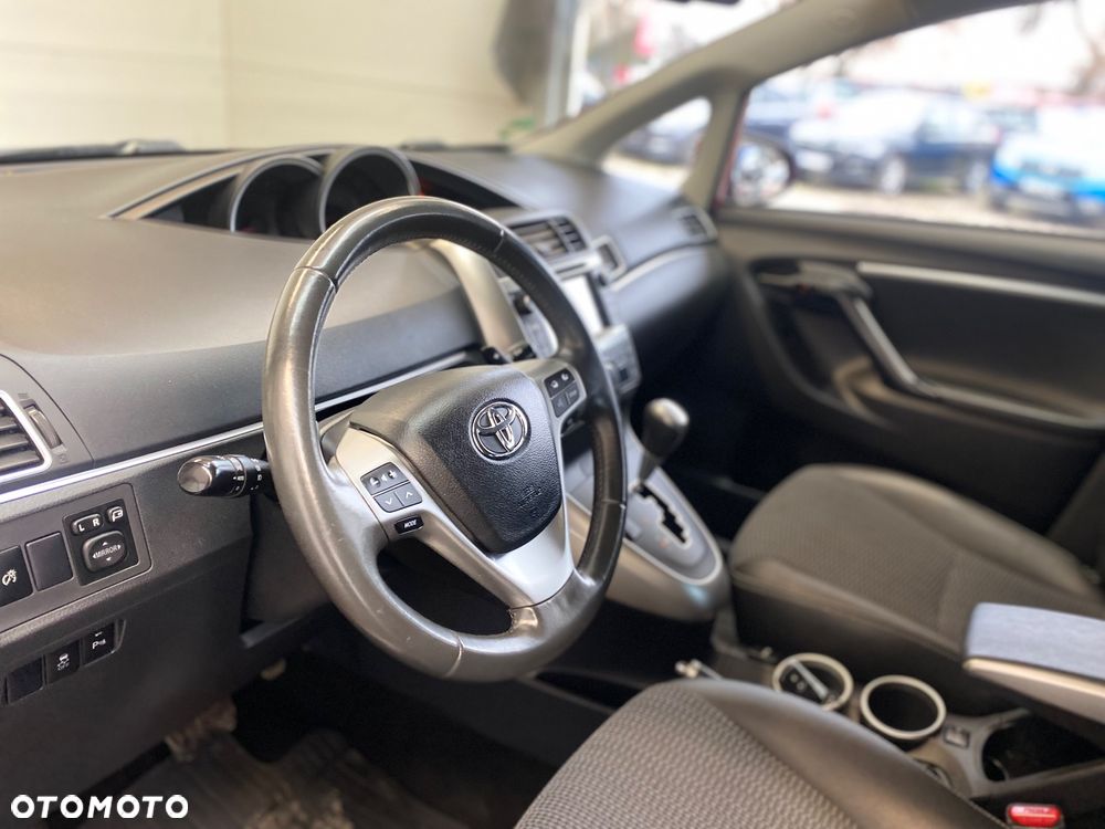 Toyota Verso 1.8 Premium MS - 8