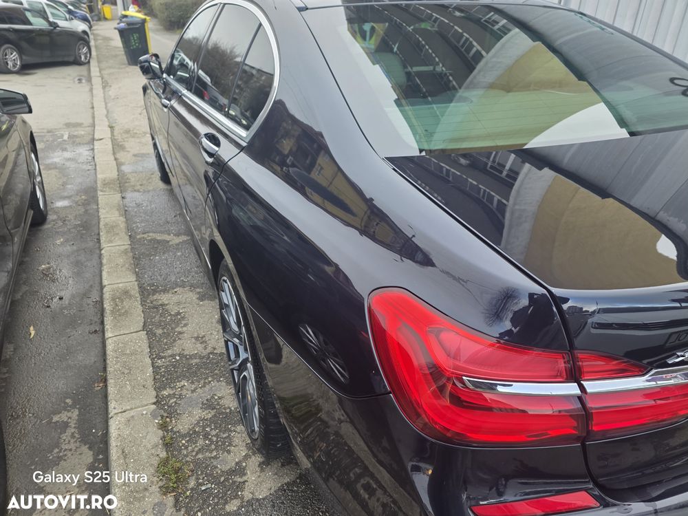 BMW Seria 7 730d xDrive - 13