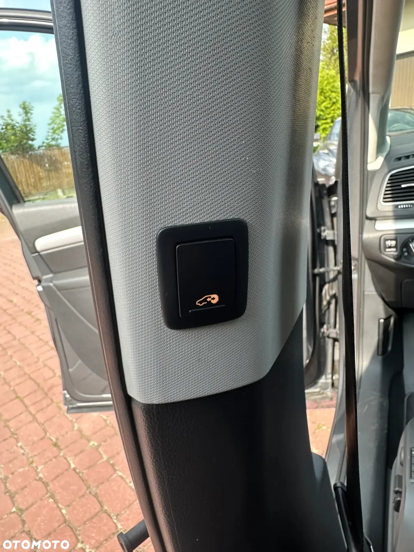 Volkswagen Sharan 2.0 TDI Highline DSG - 30