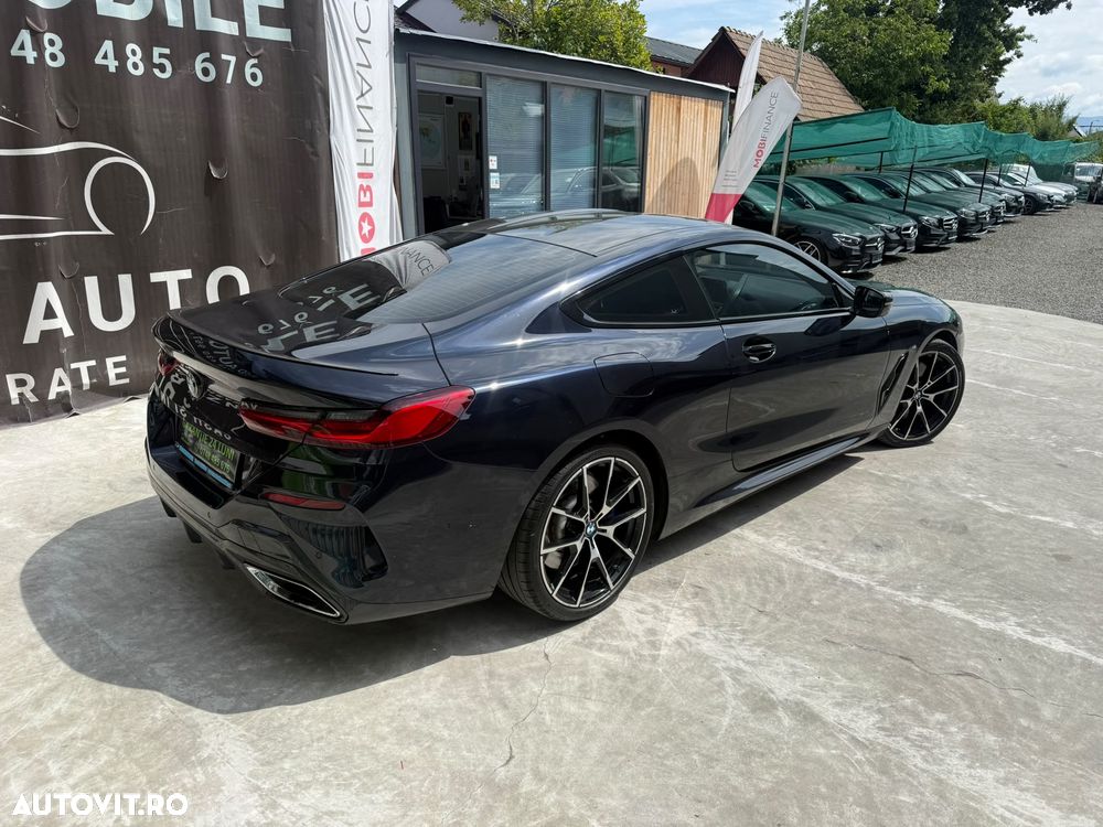 BMW Seria 8 - 22