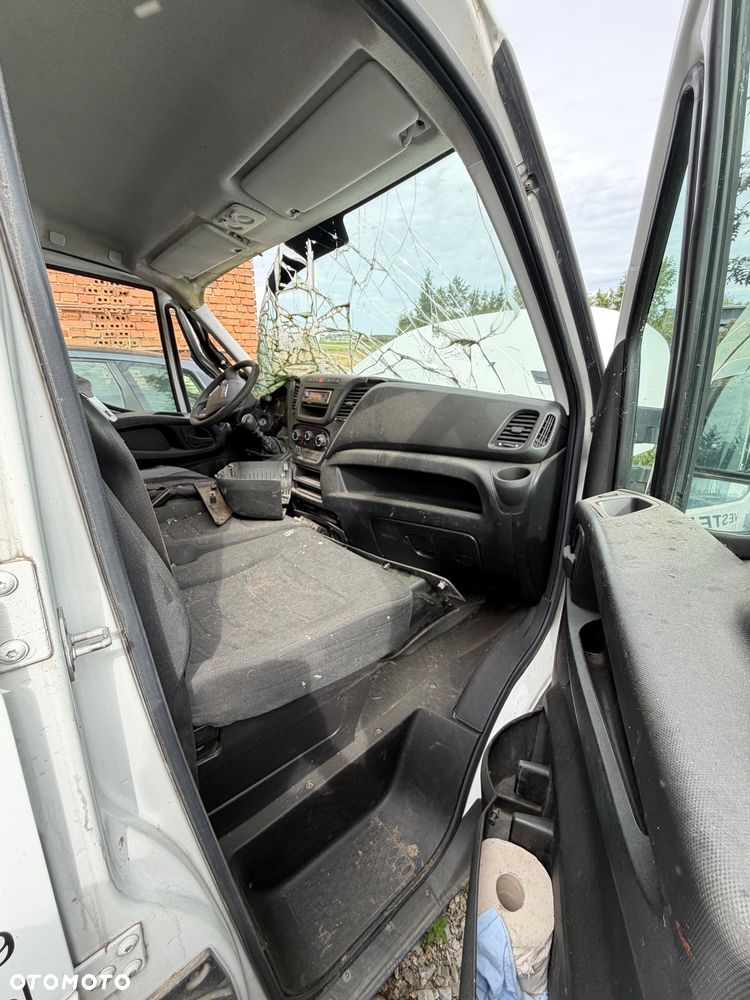 Iveco 35S13 - 19
