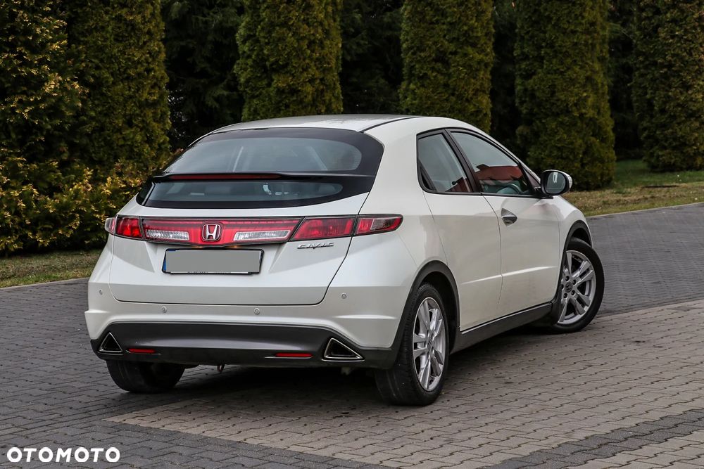 Honda Civic 1.8i-VTEC Executive - 11