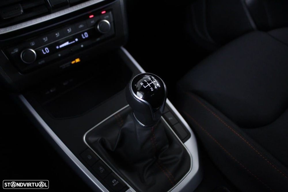 SEAT Arona 1.0 TSI FR - 30