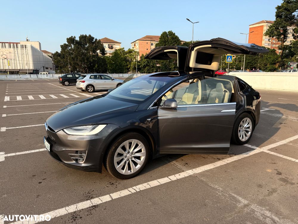 Tesla Model X P100D Allradantrieb - 2