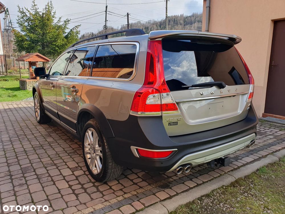 Volvo XC 70 - 12