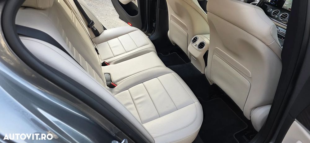 Mercedes-Benz E 220 d Aut. - 29
